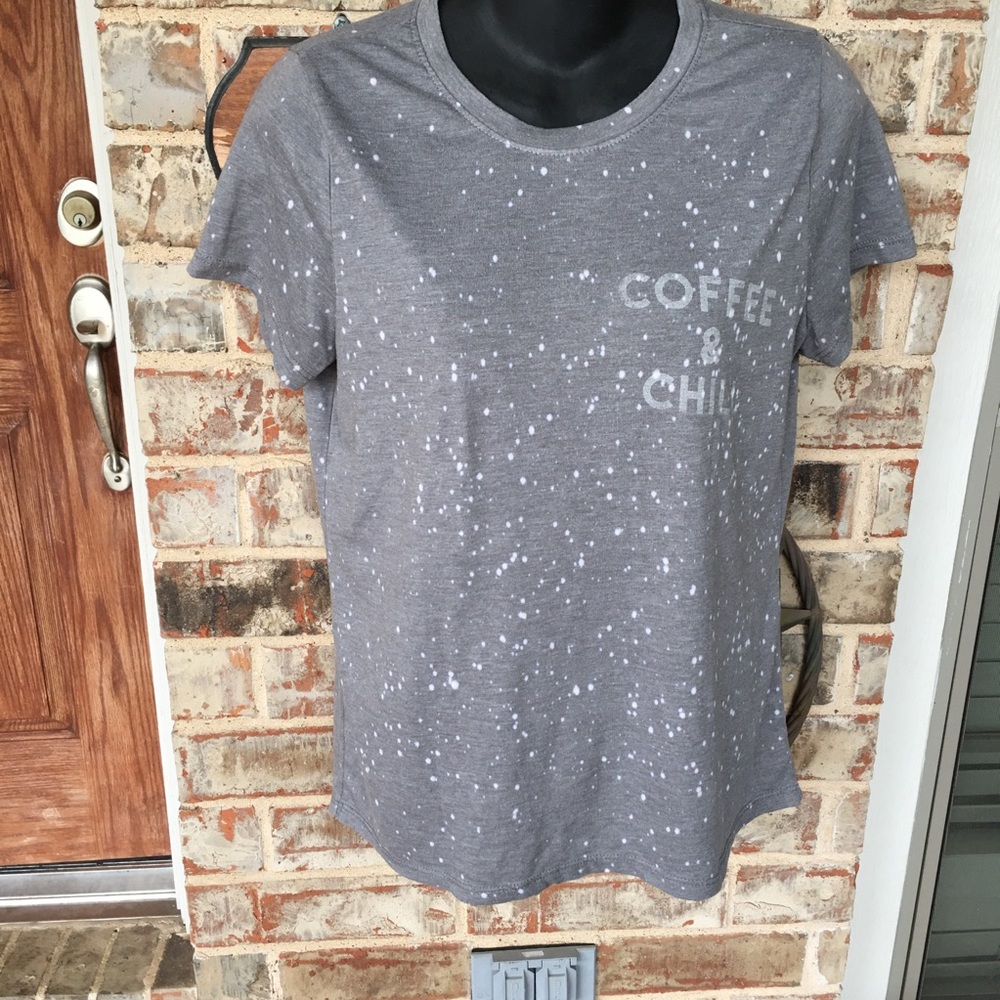 Top Graphic  t shirt Grey L  Lue luv preowned